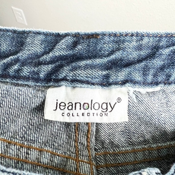 Jeanology Vintage Jeans Womens 29 Mid Rise Straight Leg Jeweled Bling Light Wash - Picture 5 of 5